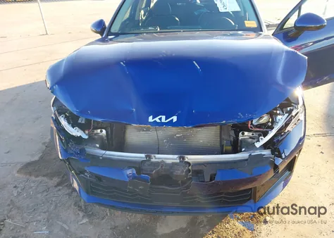 2026 Kia K5 Ex z USA, uszkodzony, nr VIN KNAG34J77T5405964